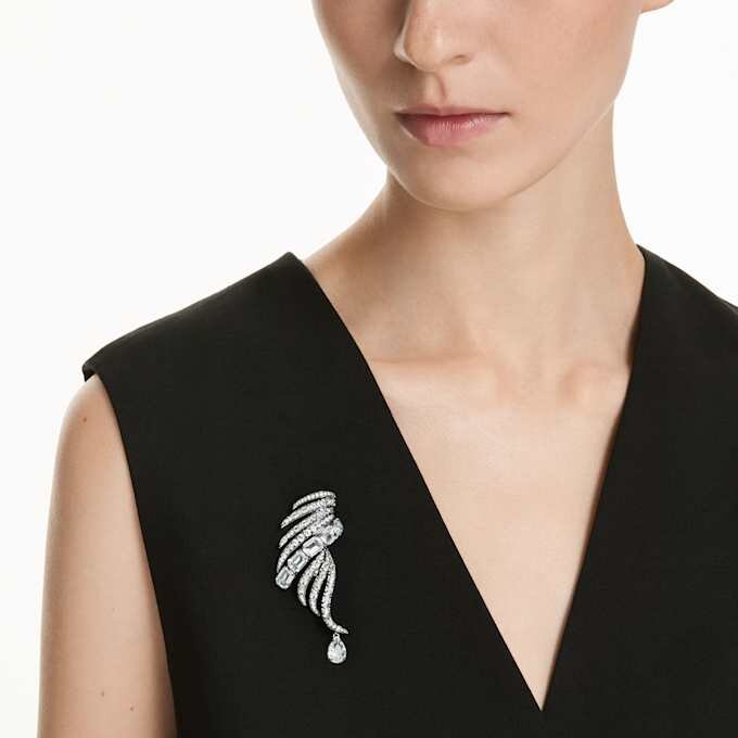 Broszka z kolekcji Vienna „Feather”, biała, pokryta rutenem Broszka z kolekcji Vienna „Feather”, biała, pokryta rutenem