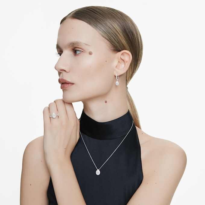 Kolczyki wiszące „Eternity” z diamentami wyhodowanymi w laboratorium o łącznej masie 1,25 karata, w kształcie gruszki, z 14-karatowego białego złota Kolczyki wiszące „Eternity” z diamentami wyhodowanymi w laboratorium o łącznej masie 1,25 karata, w kształcie gruszki, z 14-karatowego białego złota