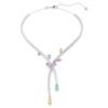 Naszyjnik Ariana Grande X Swarovski z różnymi szlifami, motyw ważki, wielokolorowy, pokryty rodem Naszyjnik Ariana Grande X Swarovski z różnymi szlifami, motyw ważki, wielokolorowy, pokryty rodem