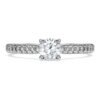 Pierścionek Eternity Solitaire z diamentami wyhodowanymi w laboratorium o łącznej masie 0,7 karata, okrągłe, 14-karatowe białe złoto Pierścionek Eternity Solitaire z diamentami wyhodowanymi w laboratorium o łącznej masie 0,7 karata, okrągłe, 14-karatowe białe złoto