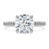 Pierścionek z brylantem typu „Eternity Solitaire” z diamentami wyhodowanymi w laboratorium o łącznej masie 2,2 karata, o okrągłym szlifie, z 14-karatowego białego złota Pierścionek z brylantem typu „Eternity Solitaire” z diamentami wyhodowanymi w laboratorium o łącznej masie 2,2 karata, o okrągłym szlifie, z 14-karatowego białego złota