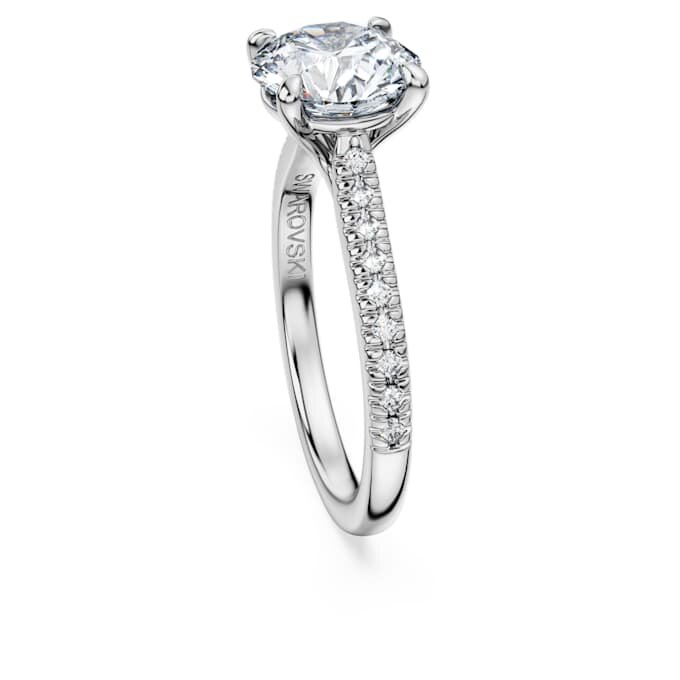 Pierścionek z brylantem typu „Eternity Solitaire” z diamentami wyhodowanymi w laboratorium o łącznej masie 2,2 karata, o okrągłym szlifie, z 14-karatowego białego złota Pierścionek z brylantem typu „Eternity Solitaire” z diamentami wyhodowanymi w laboratorium o łącznej masie 2,2 karata, o okrągłym szlifie, z 14-karatowego białego złota