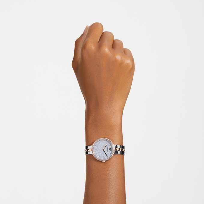 Zegarek Cosmopolitan Swiss Made, metalowa bransoletka, srebrny odcień, wykończenie z mieszanych metali Zegarek Cosmopolitan Swiss Made, metalowa bransoletka, srebrny odcień, wykończenie z mieszanych metali