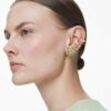 Zestaw kolczyków typu ear cuff „Idyllia” (3 szt.), asymetryczny wzór, różne szlify, motyw kwiatowy, wielokolorowe, pozłacane Zestaw kolczyków typu ear cuff „Idyllia” (3 szt.), asymetryczny wzór, różne szlify, motyw kwiatowy, wielokolorowe, pozłacane